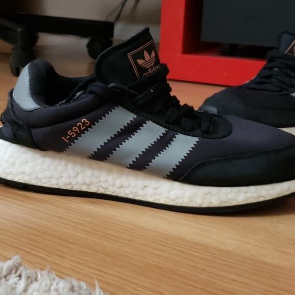 Adidas I-5923 Boost - Picture 2 of 8